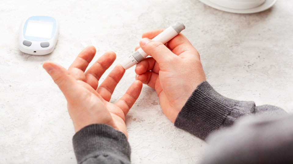 Diyabet Hastalarının Kış Mevsiminde Dikkat Etmesi Gerekenler