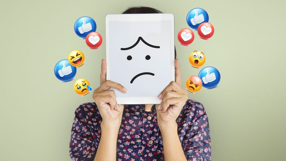 FOMO Sendromu (Fear of Missing Out) Nedir? Kimlerde Görülür ve Neden Olur?