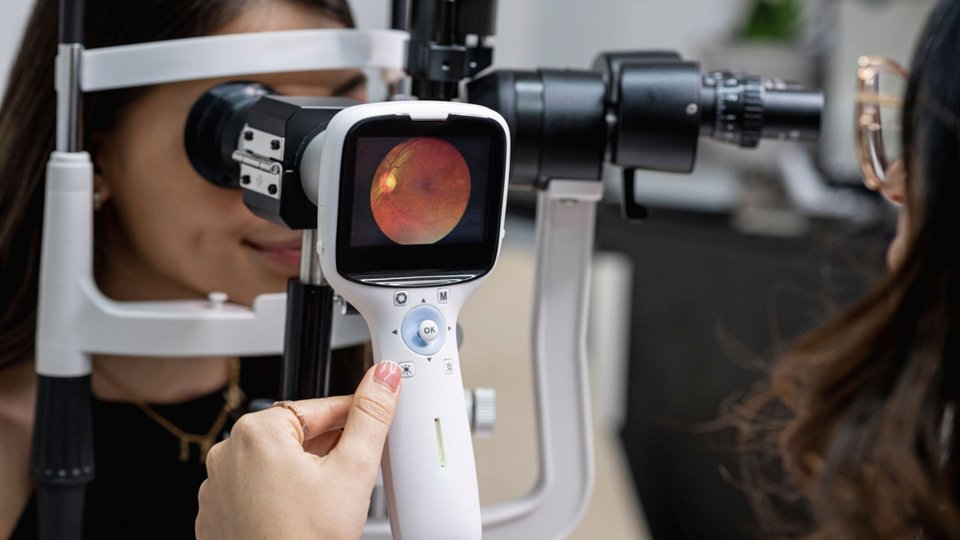 Göz dibi muayenesi, farklı sağlık sorunlarını da ortaya çıkarabilir!