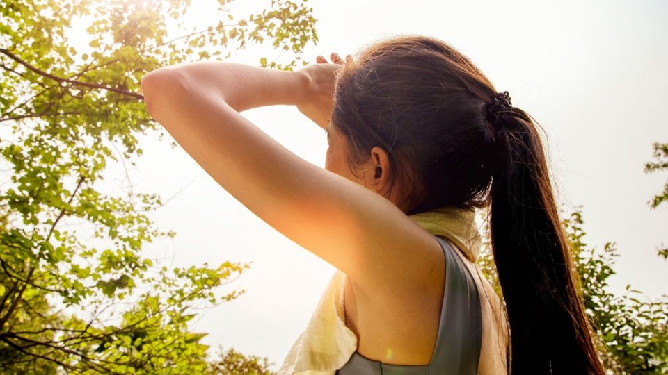 Güneş Çarpması Nedir? Belirtileri ve Tedavisi Nelerdir?