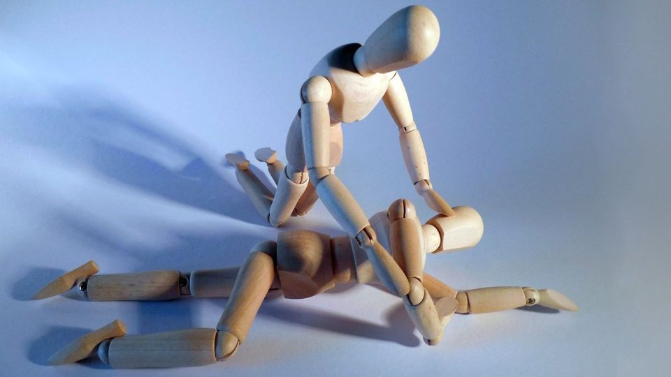 İlk Yardım Nedir? İlk Yardım Nasıl Yapılır? 