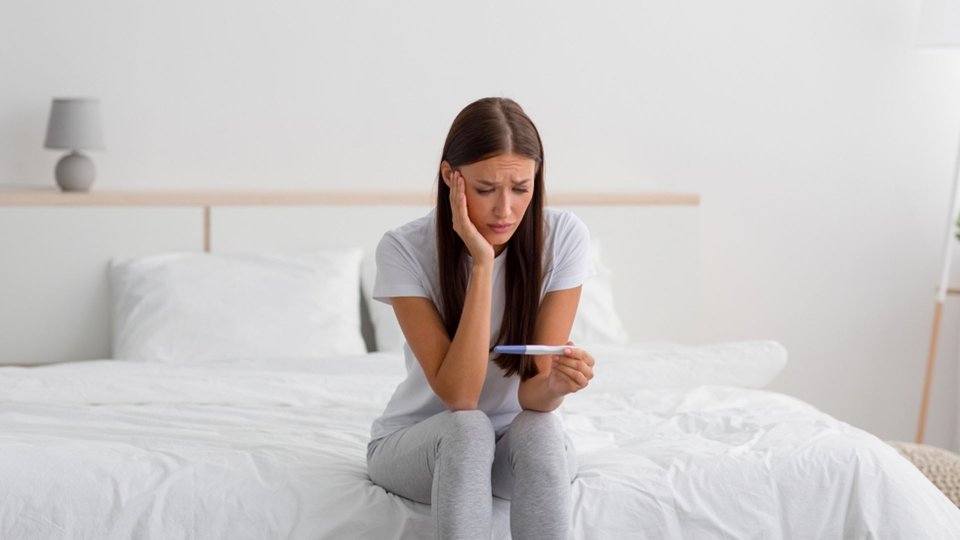 Kadınlarda Kısırlık Neden Olur? Belirtileri ve Tedavisi