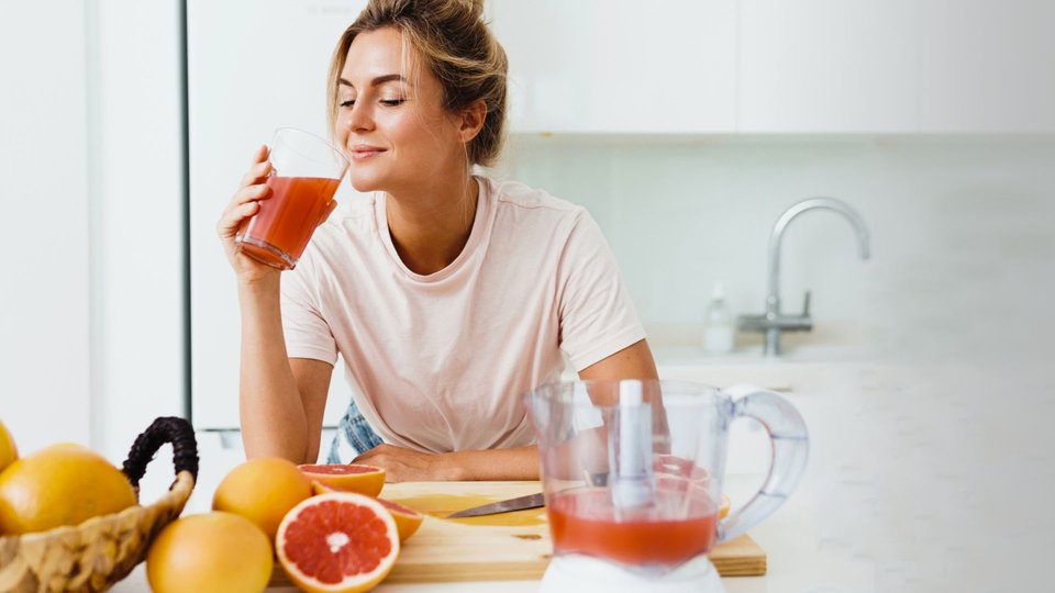 Sağlıklı Bir Cilt için Tüketmeniz Gereken 18 Besin