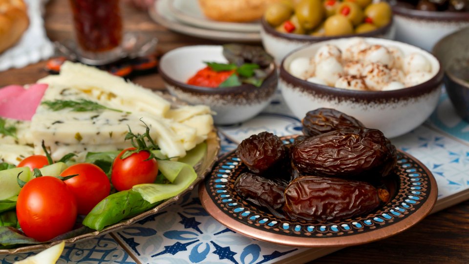 Sahurda Tok Tutan Besinler Nelerdir?