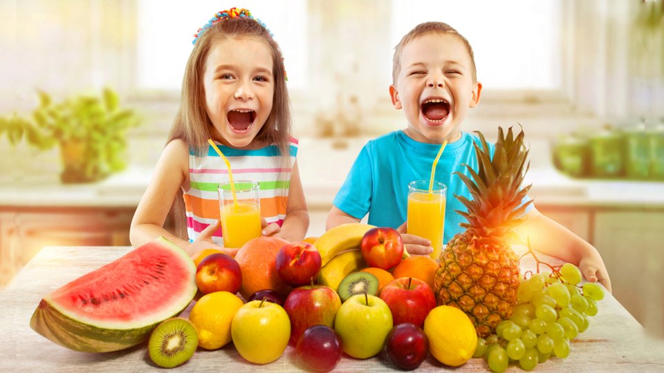 Çocuklar Yaz Aylarında Nasıl Beslenmeli?