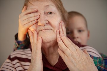 Dizartri Nedir? Nedenleri, Belirtileri ve Etkili Tedavi Yöntemleri